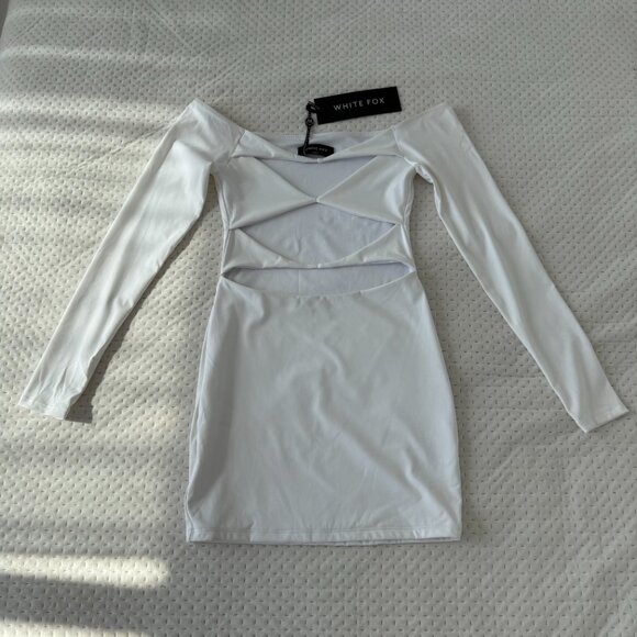 WHITE FOX CUT OUT WHITE MINI DESS XS - Picture 2 of 4